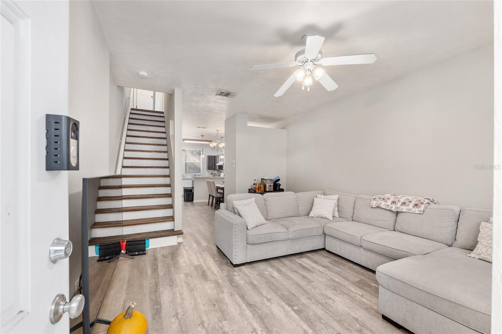 Image 7 of 39 For 3552 30th Way 147