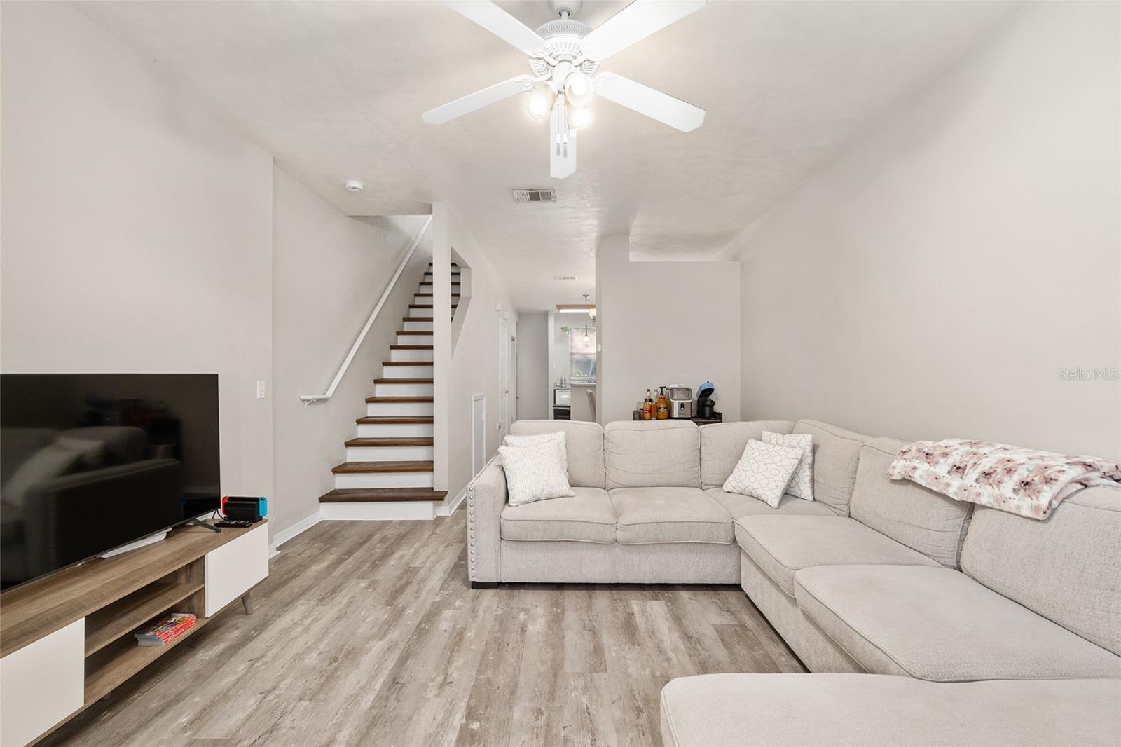 Image 9 of 39 For 3552 30th Way 147