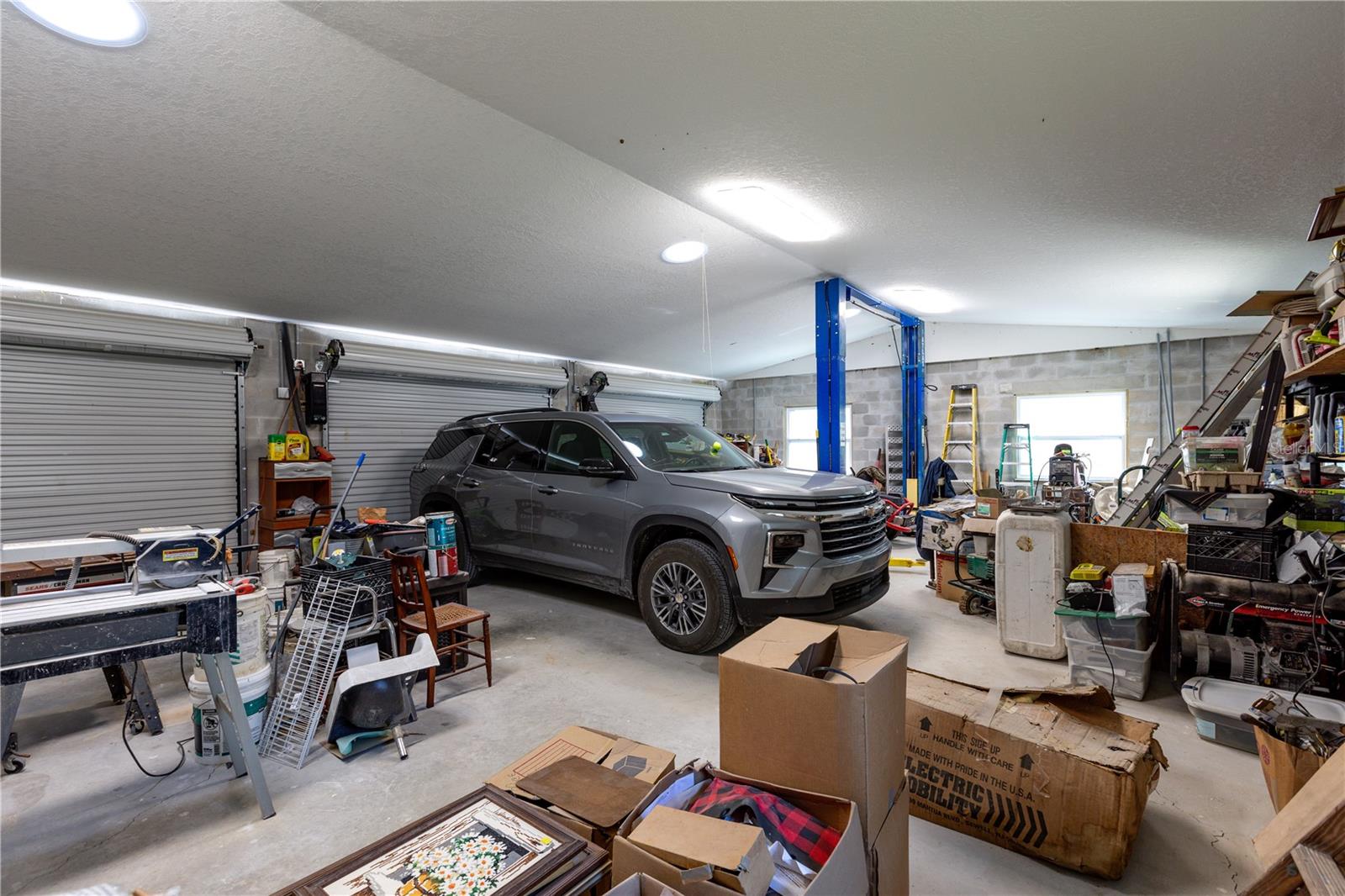 Image 25 of 37 For 402 709 Street