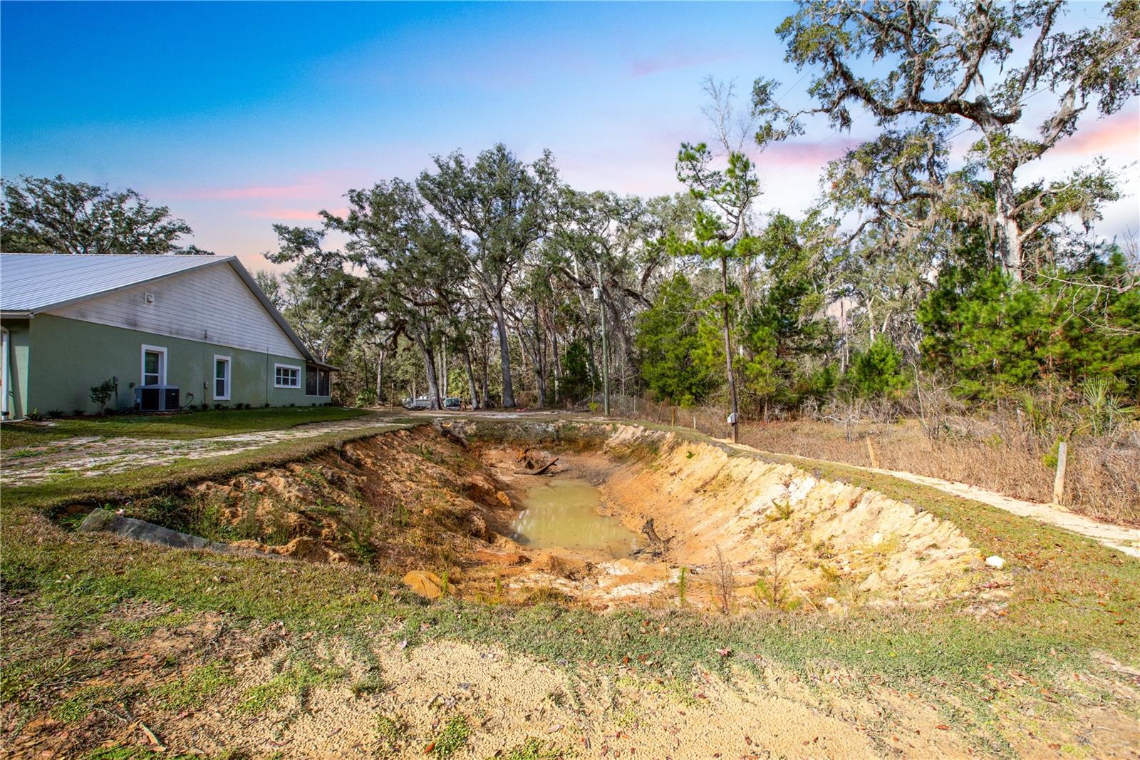 Image 31 of 37 For 402 709 Street