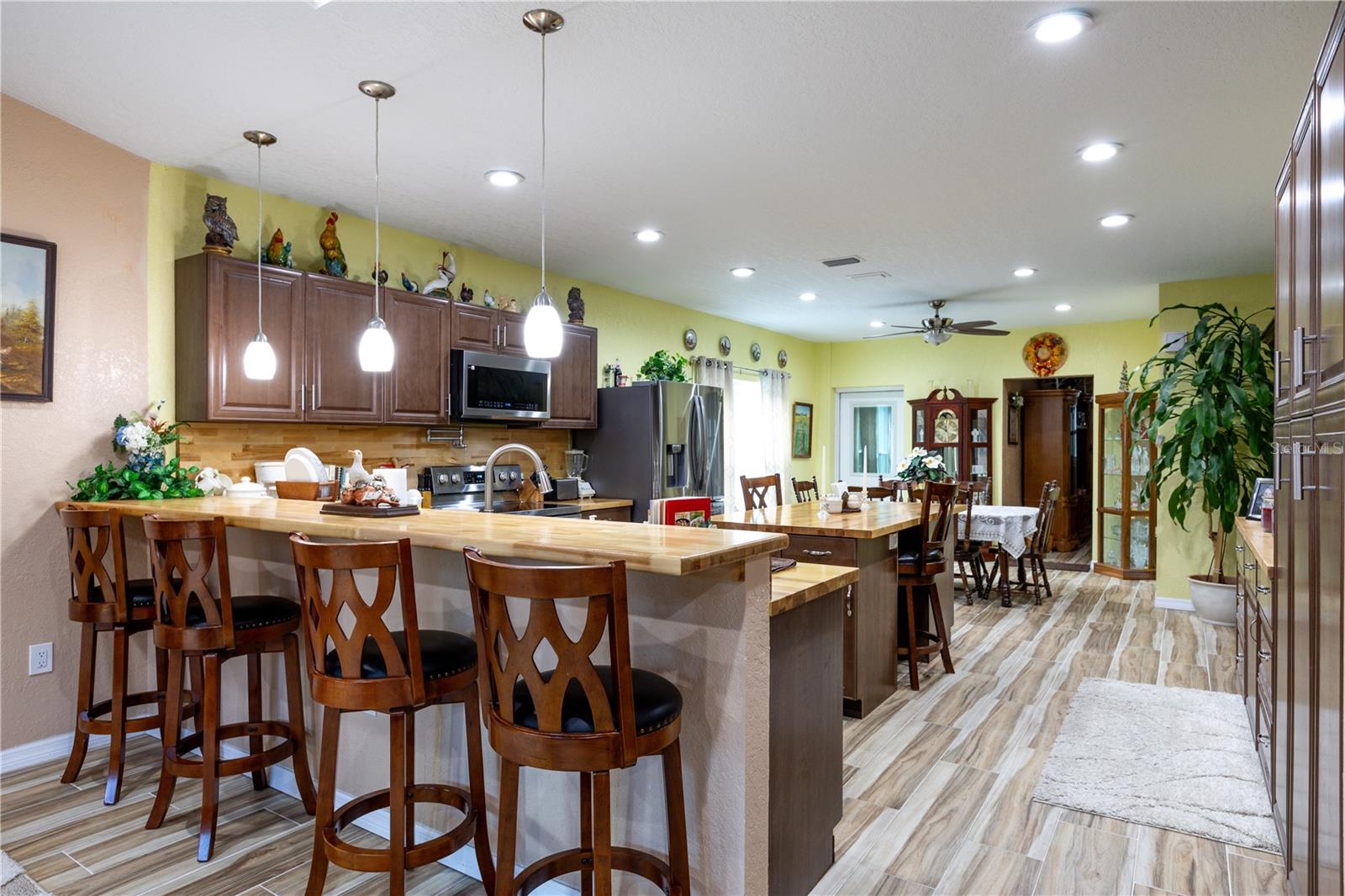 Image 7 of 37 For 402 709 Street