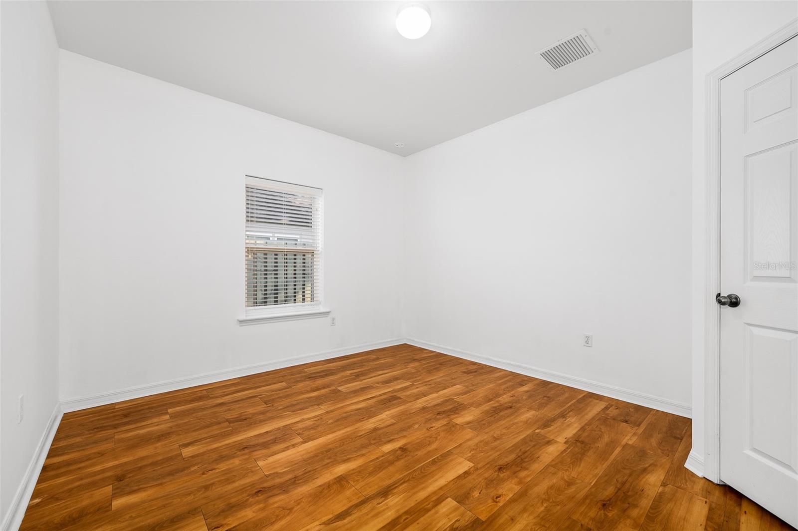 Image 27 of 50 For 7957 77th Avenue