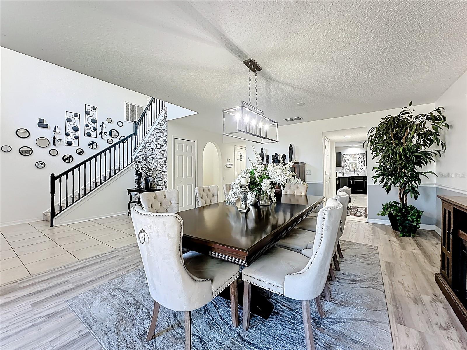 Image 20 of 88 For 11939 Iron Creek Road