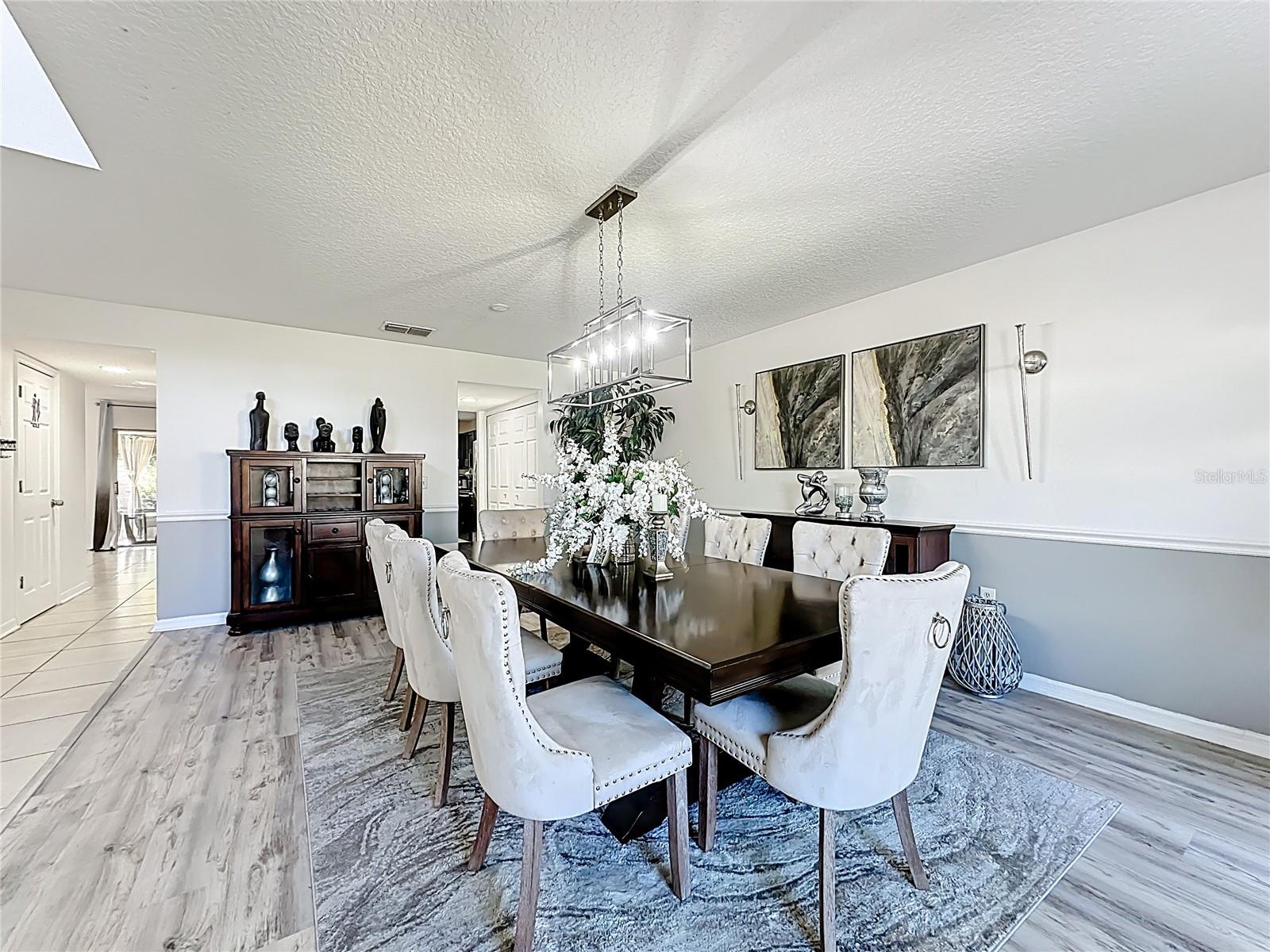 Image 22 of 88 For 11939 Iron Creek Road