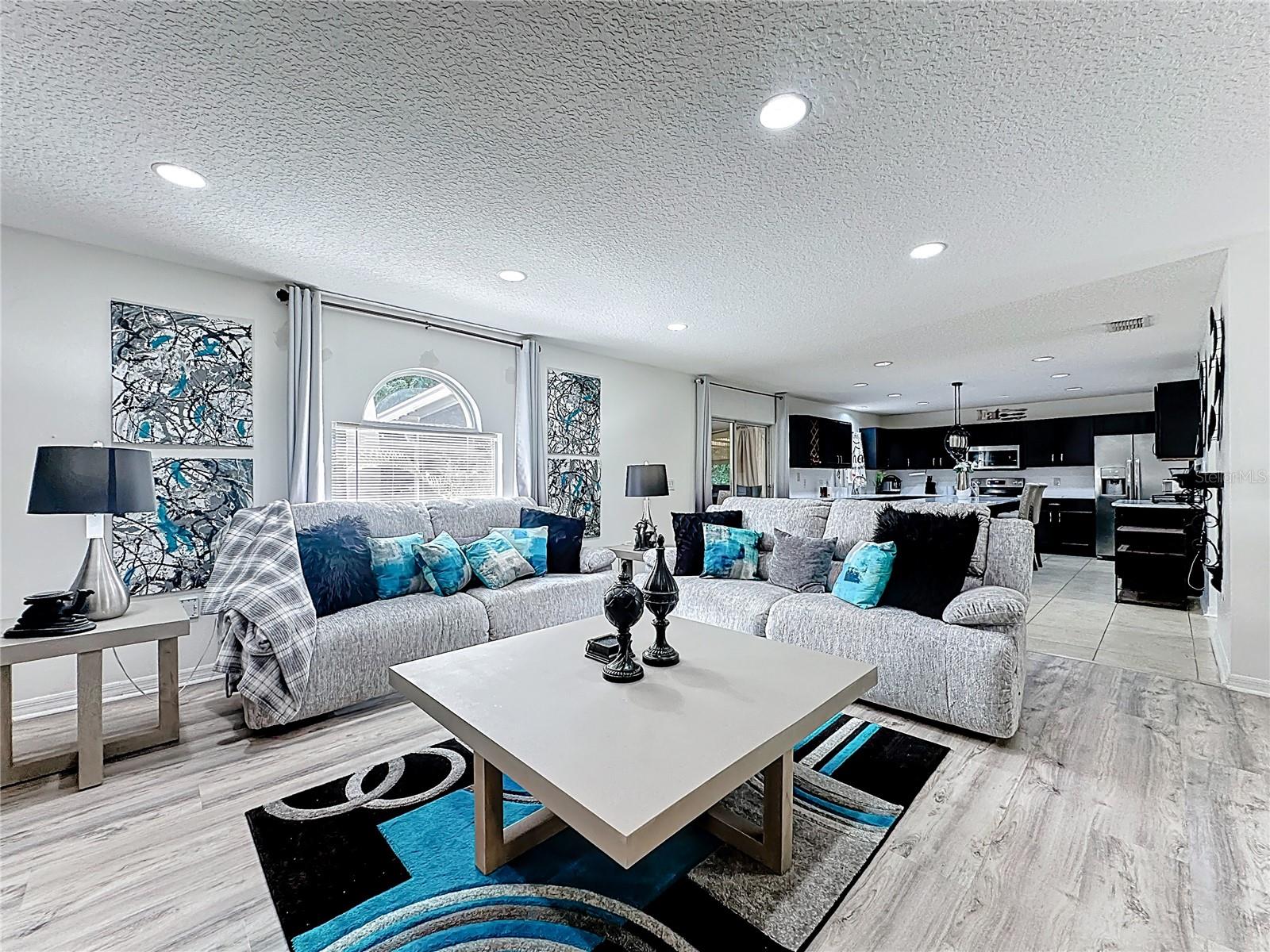 Image 30 of 88 For 11939 Iron Creek Road