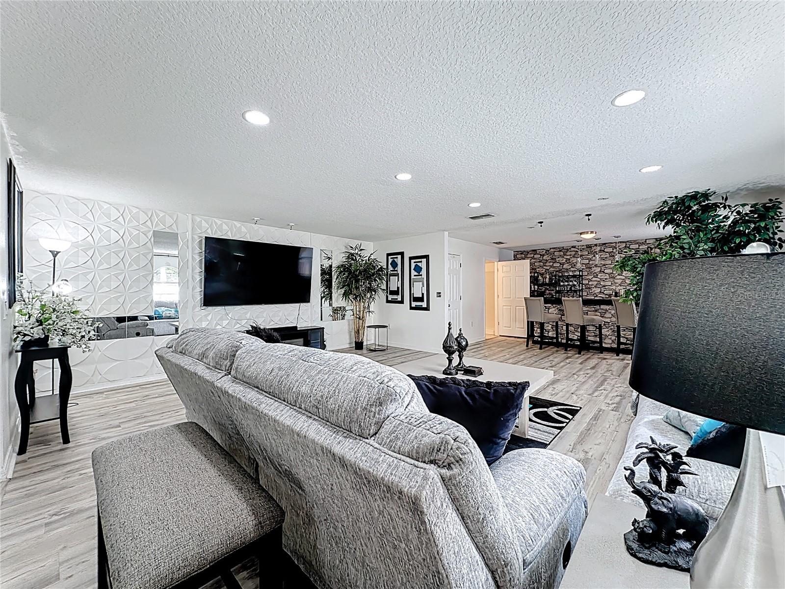 Image 31 of 88 For 11939 Iron Creek Road