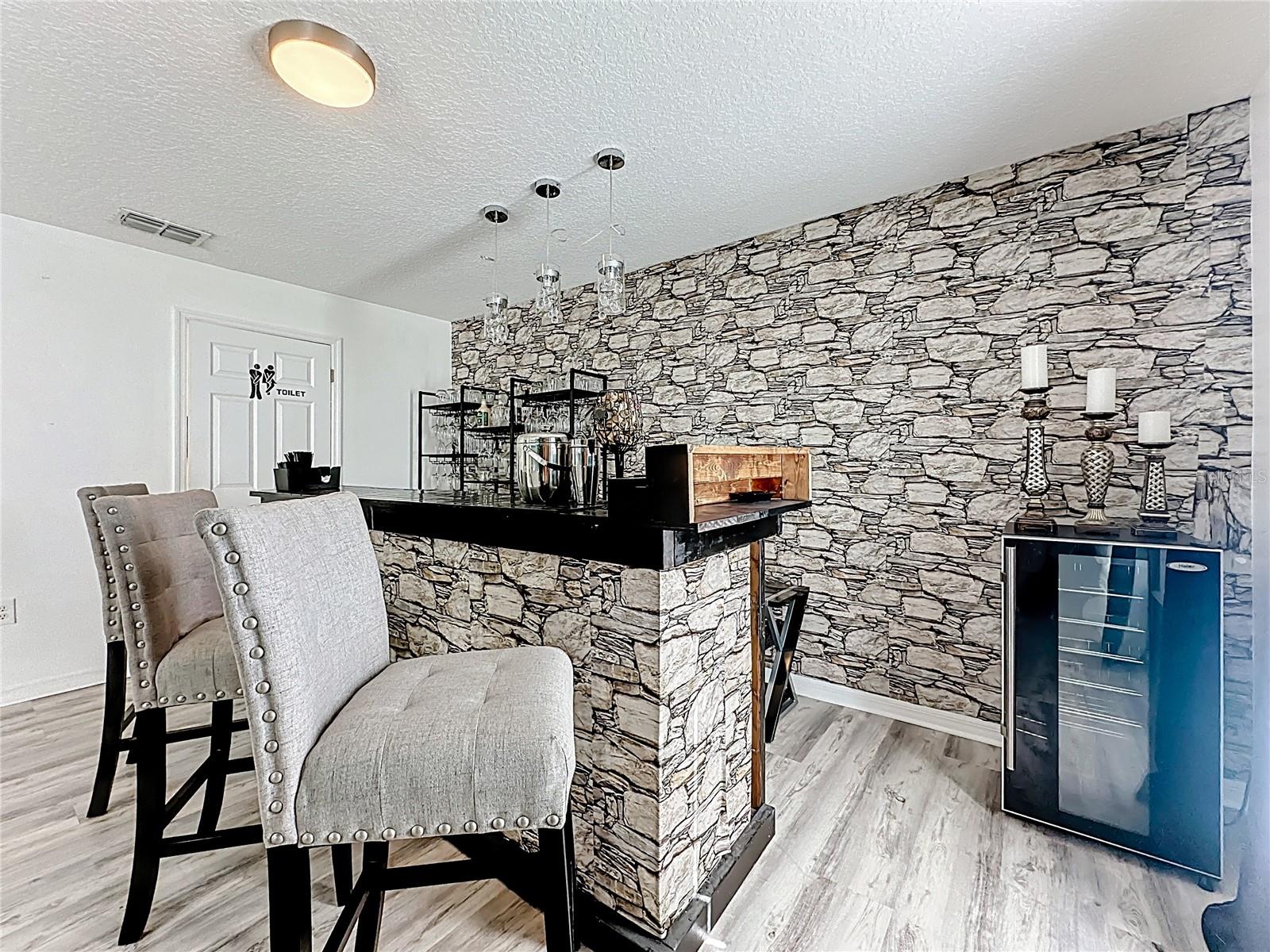 Image 33 of 88 For 11939 Iron Creek Road