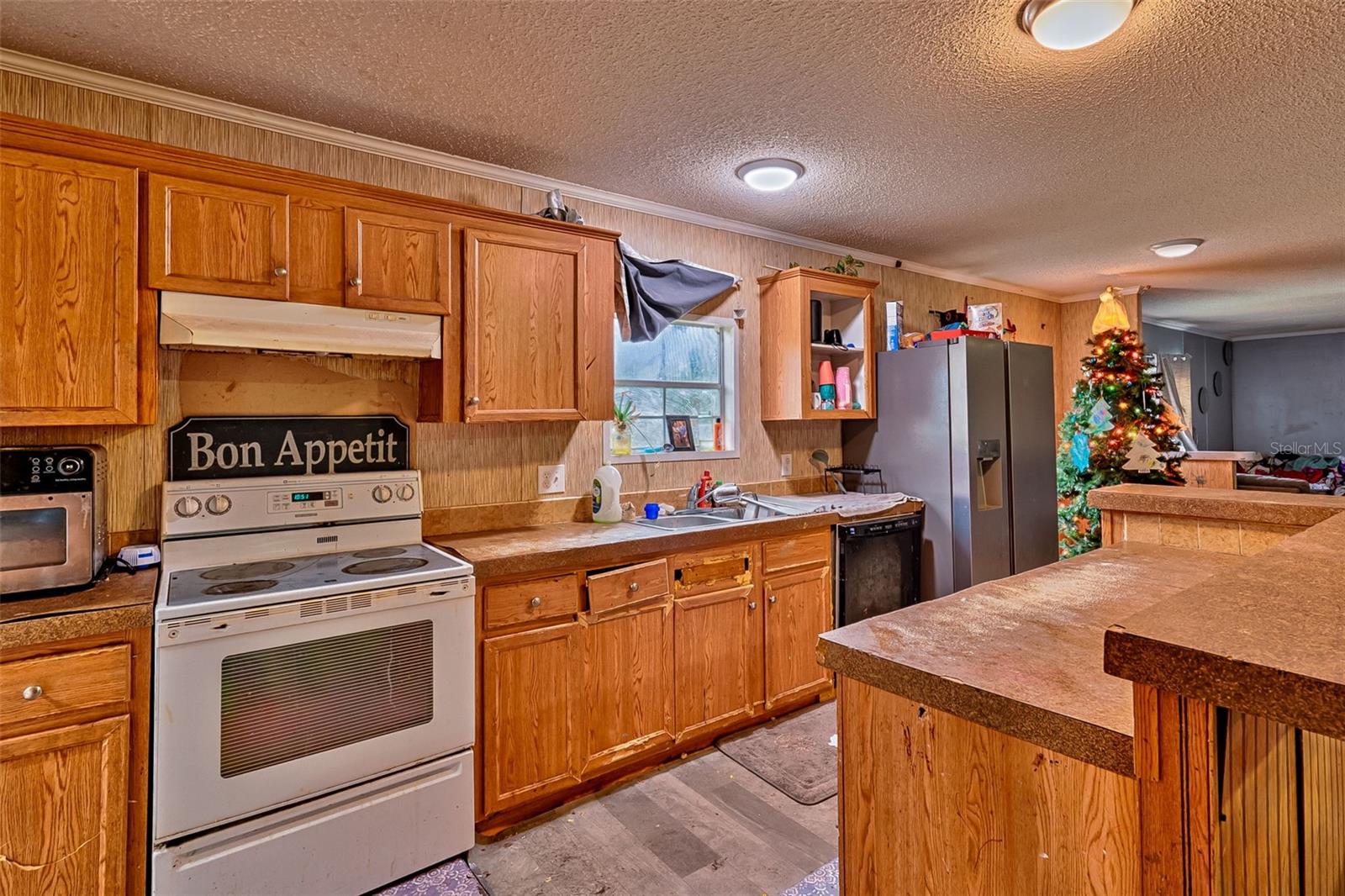 Image 3 of 42 For 134 Powell Place