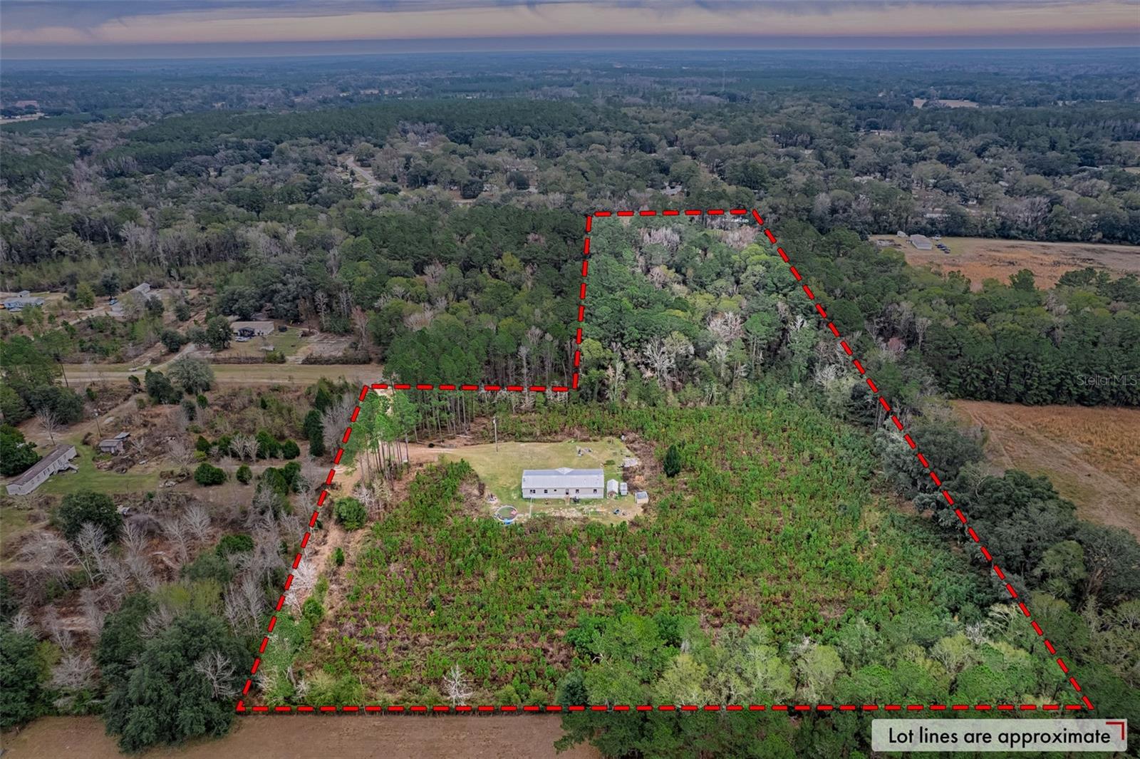 Image 39 of 42 For 134 Powell Place