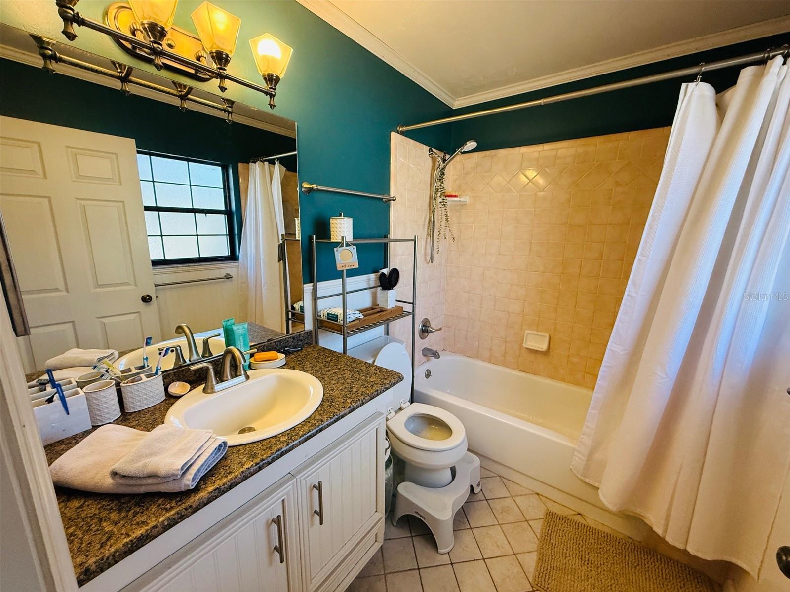 Image 11 of 21 For 2210 44th Place