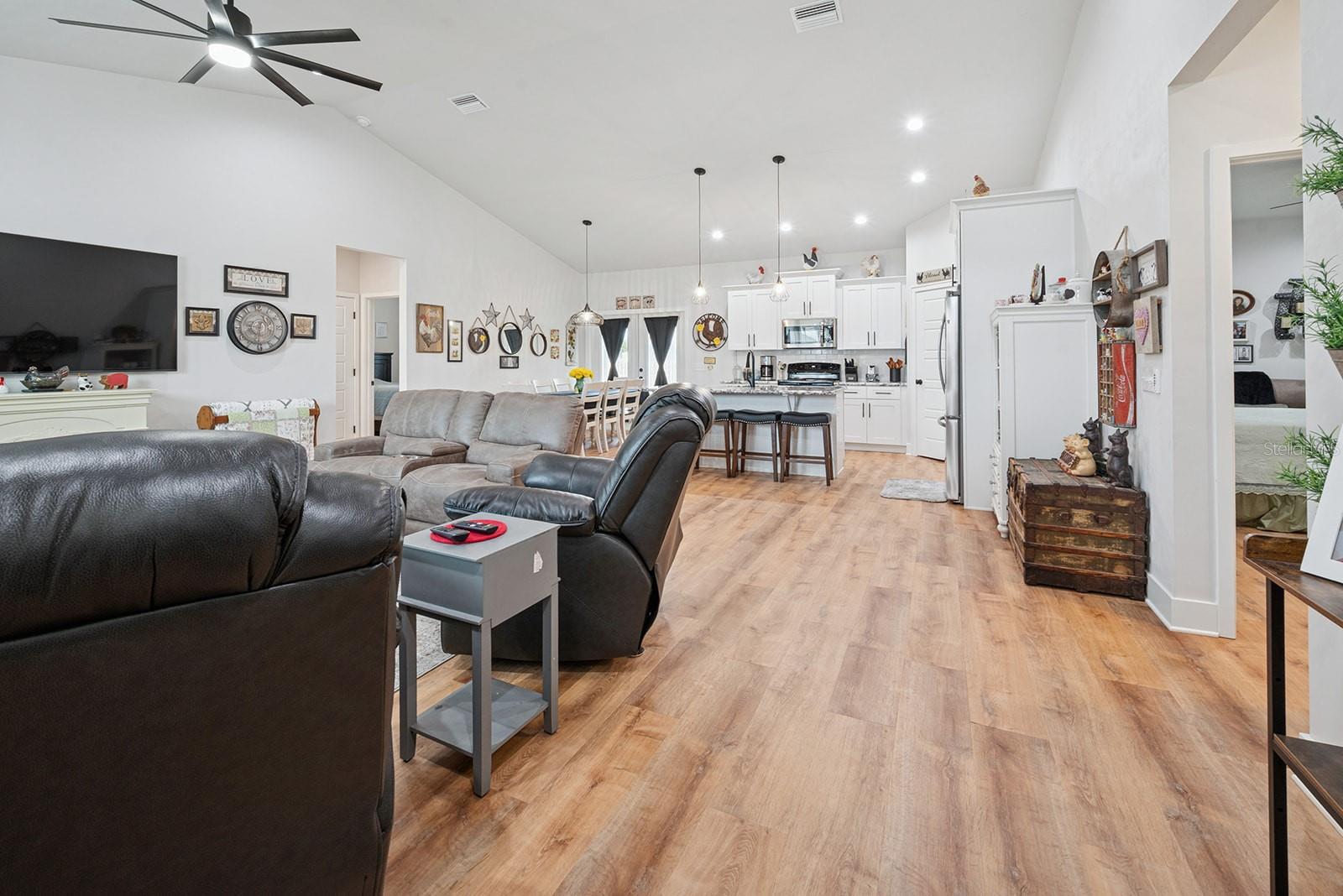 Image 20 of 42 For 181 24th Avenue