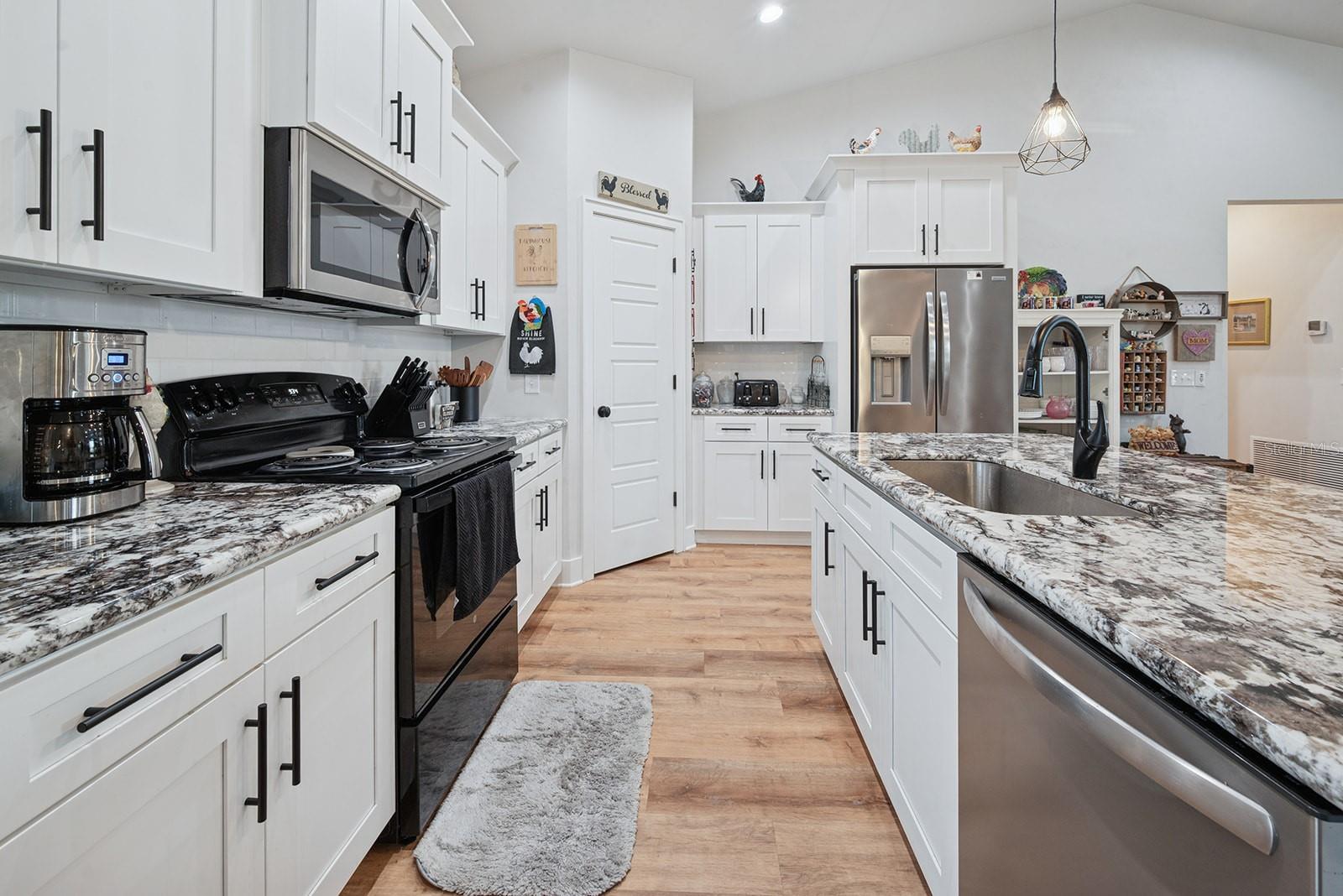 Image 26 of 42 For 181 24th Avenue