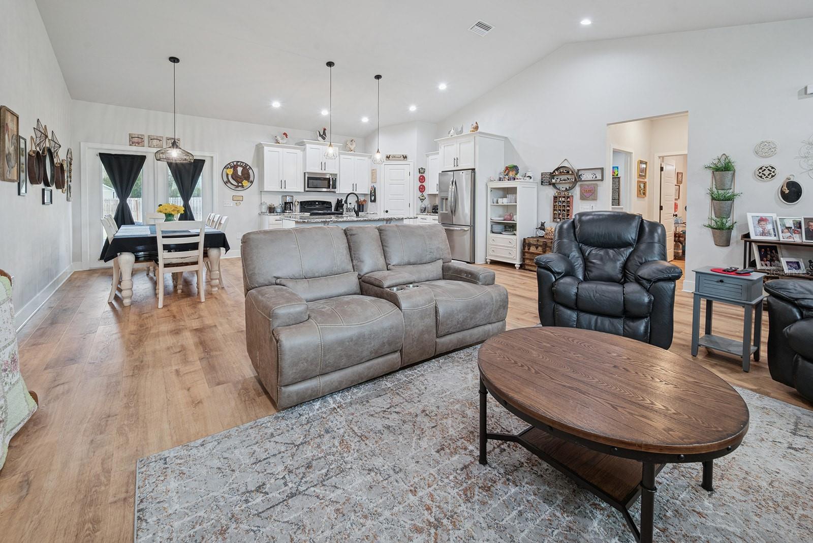 Image 27 of 42 For 181 24th Avenue