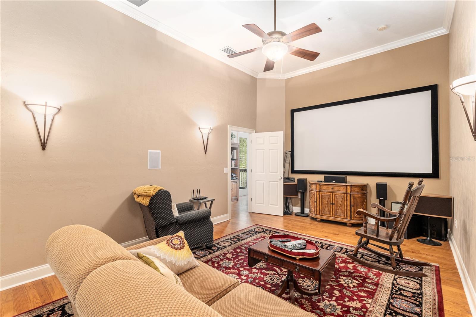 Image 27 of 54 For 5015 91 Terrace