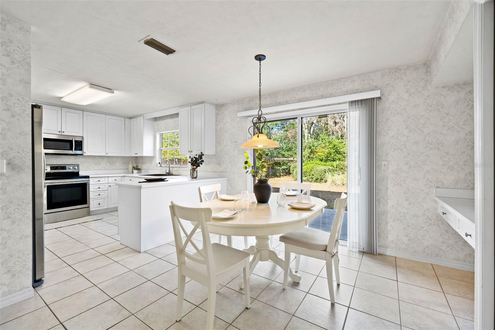 Image 15 of 43 For 7018 50th Terrace