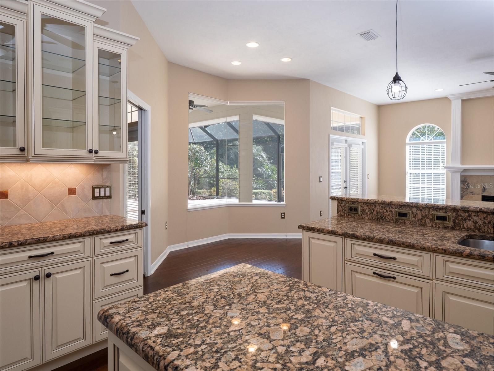 Image 11 of 42 For 10515 21st Avenue