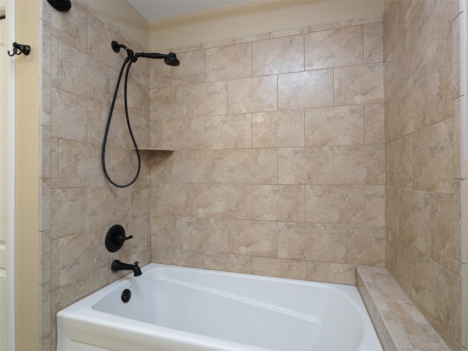 Image 26 of 42 For 10515 21st Avenue