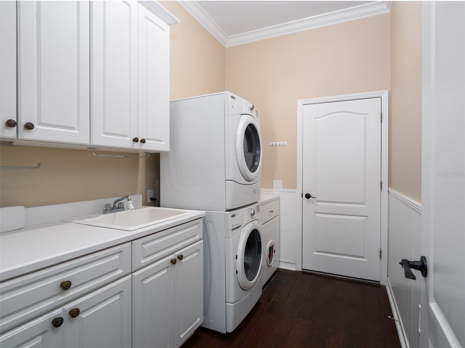 Image 27 of 42 For 10515 21st Avenue