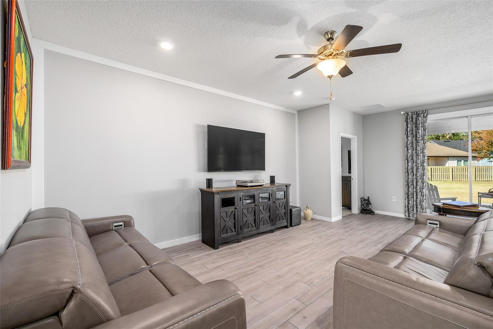 Image 11 of 52 For 1116 136th Street