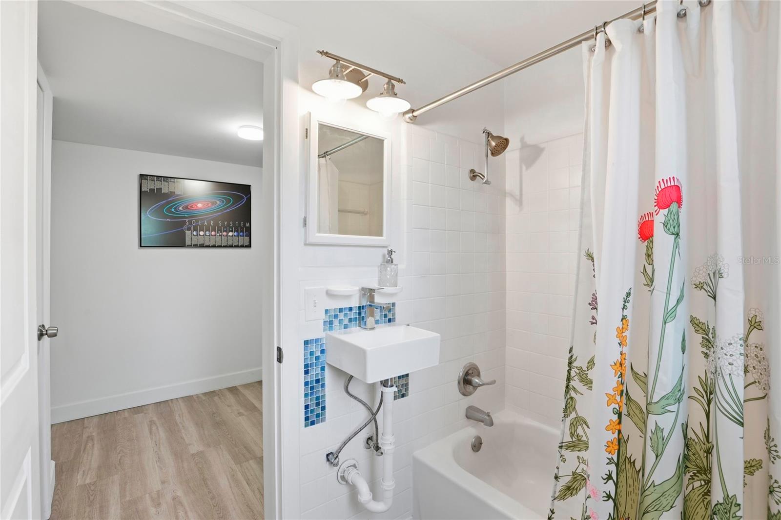 Image 25 of 38 For 1115 5th Place