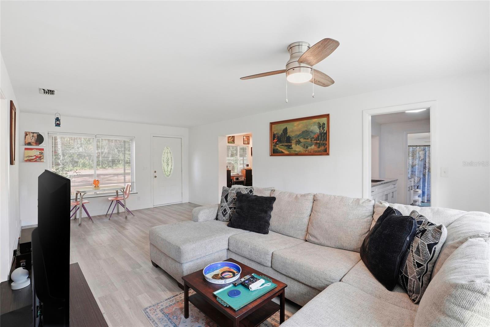 Image 7 of 38 For 1115 5th Place