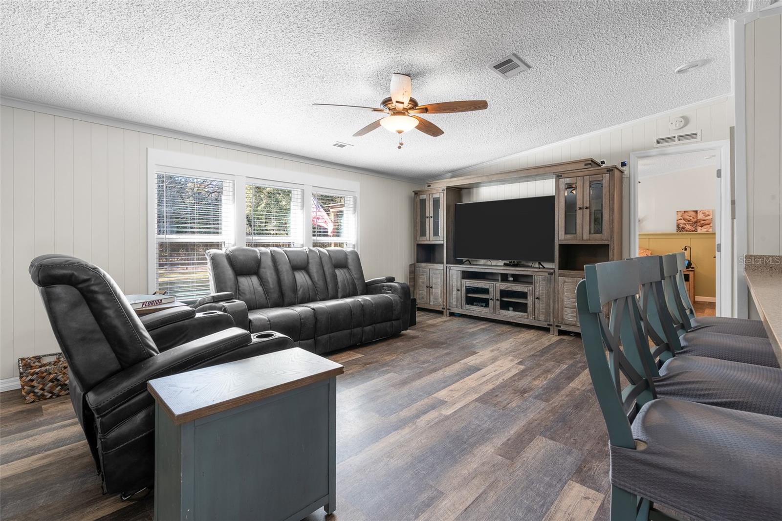 Image 34 of 47 For 14744 Nottingham Trail