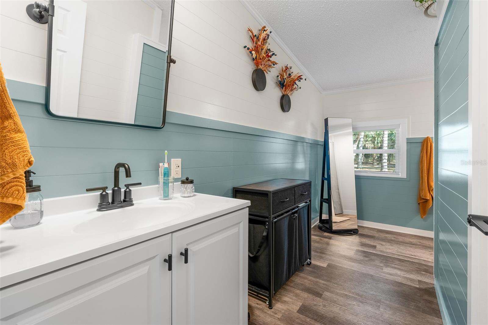 Image 37 of 47 For 14744 Nottingham Trail