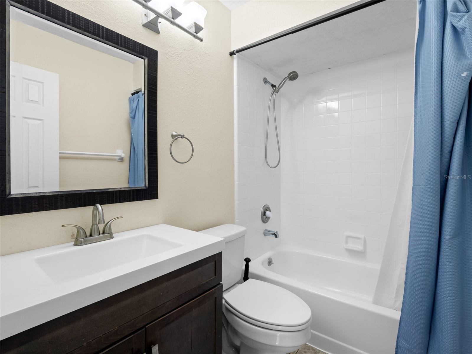 Image 21 of 31 For 1543 Lawndale Circle