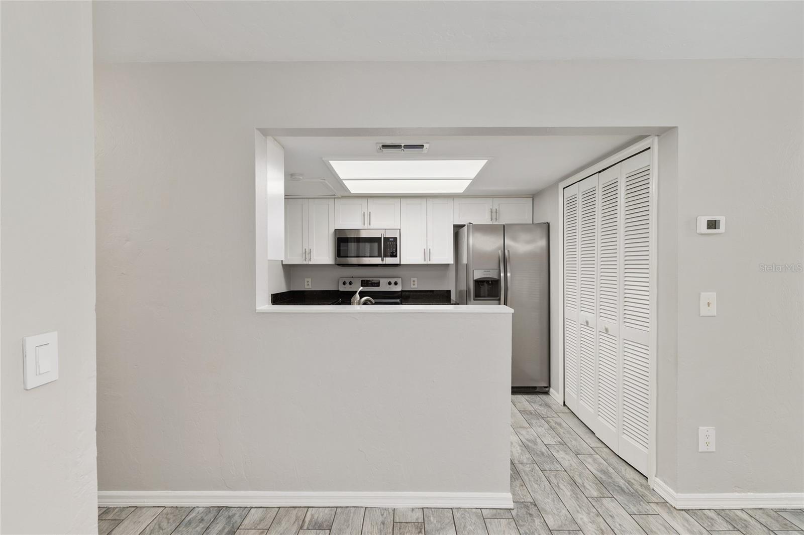 Image 16 of 47 For 7200 8th Avenue S122