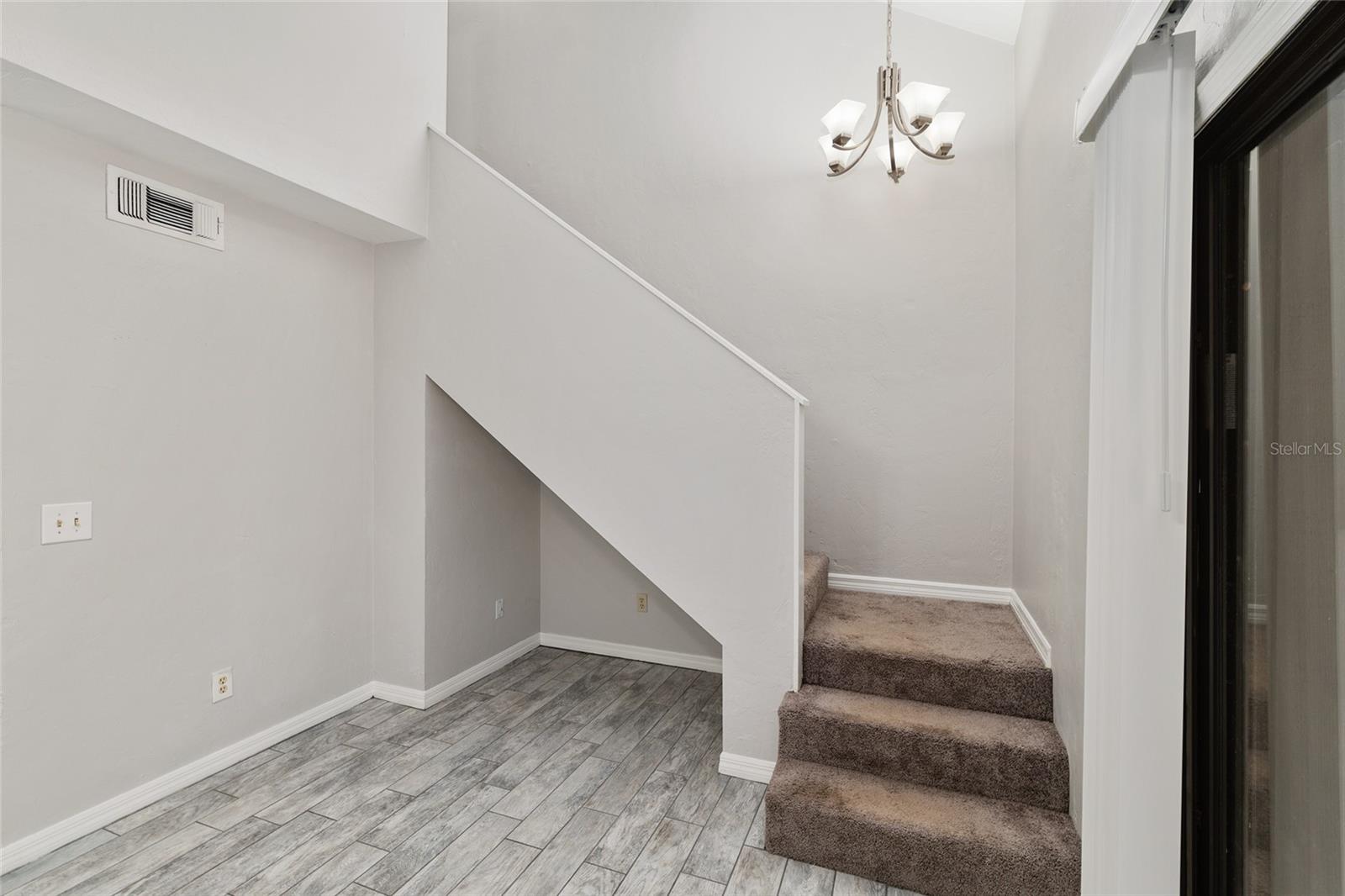 Image 26 of 47 For 7200 8th Avenue S122