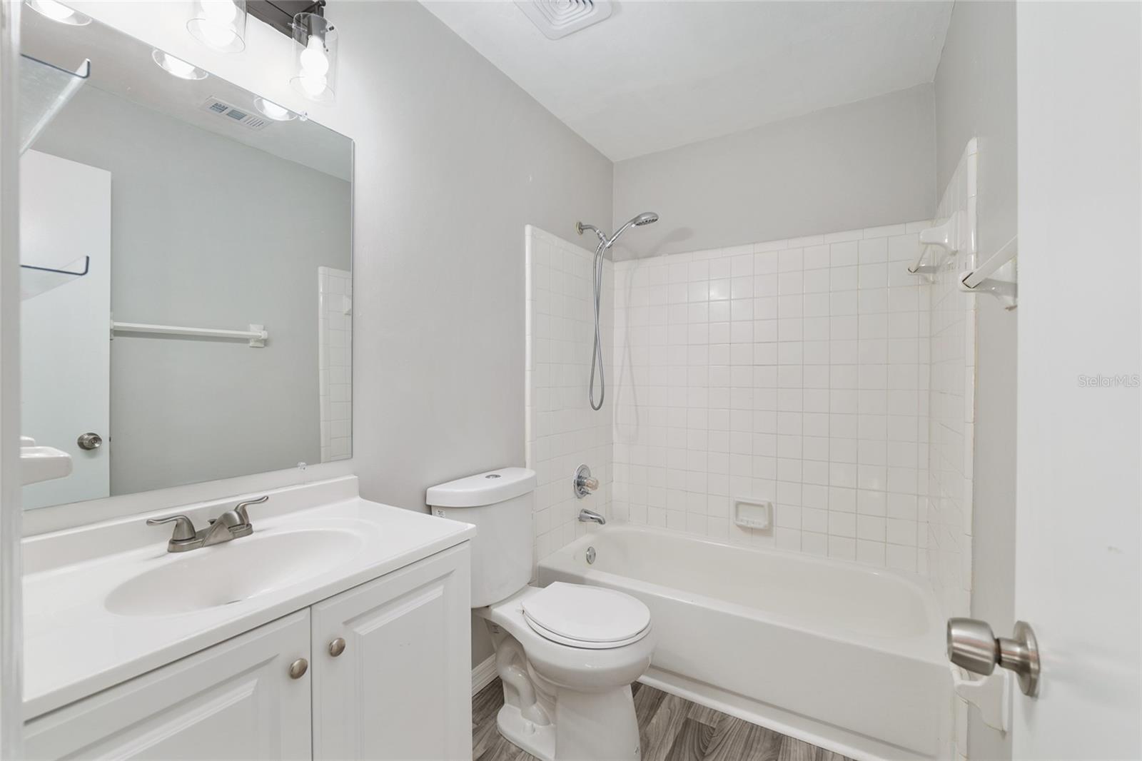 Image 30 of 47 For 7200 8th Avenue S122