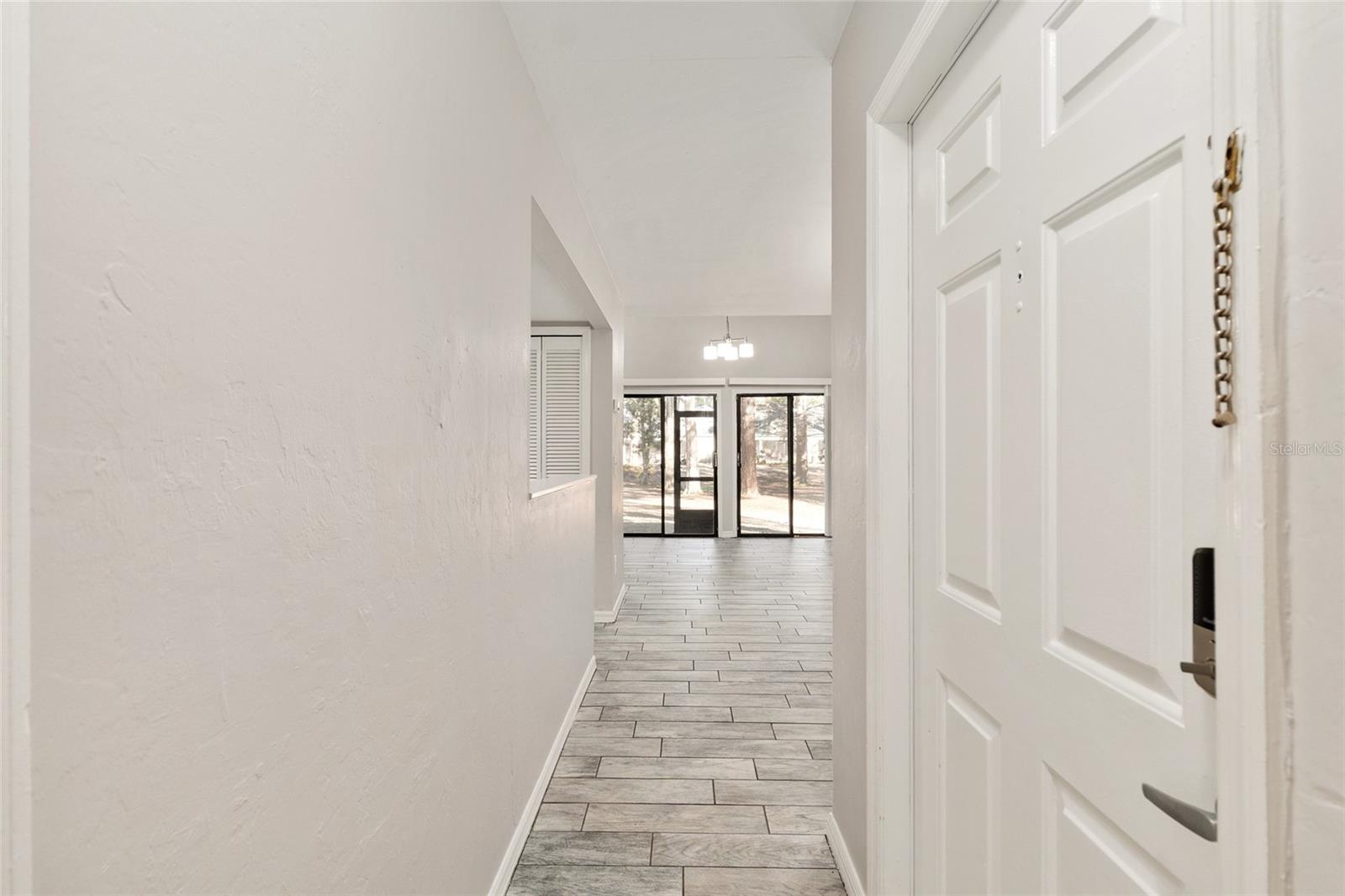 Image 6 of 47 For 7200 8th Avenue S122