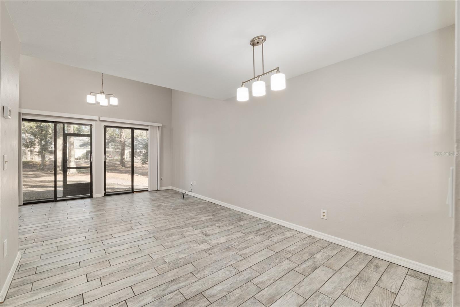 Image 7 of 47 For 7200 8th Avenue S122