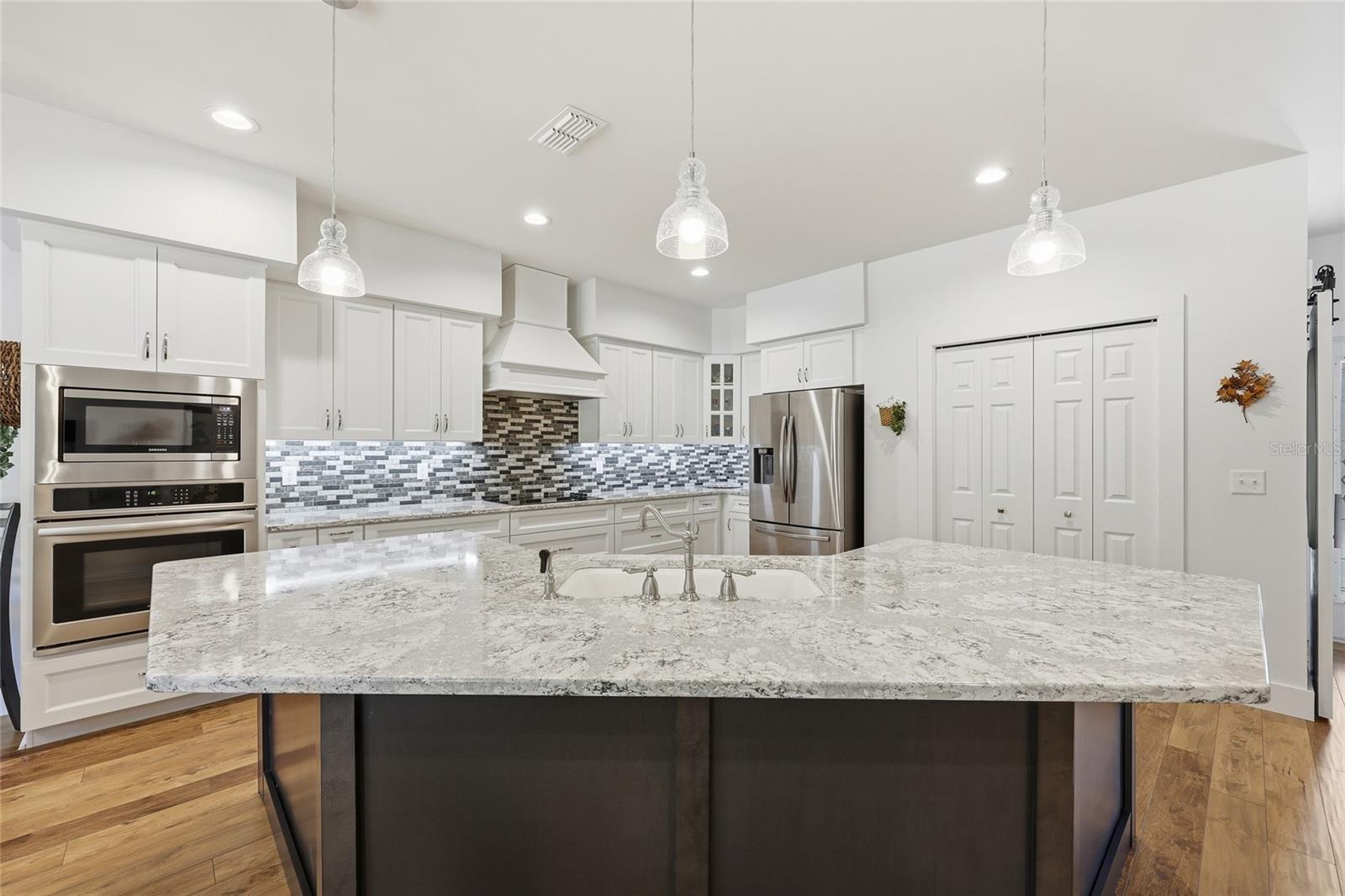 Image 15 of 46 For 4162 27th Lane