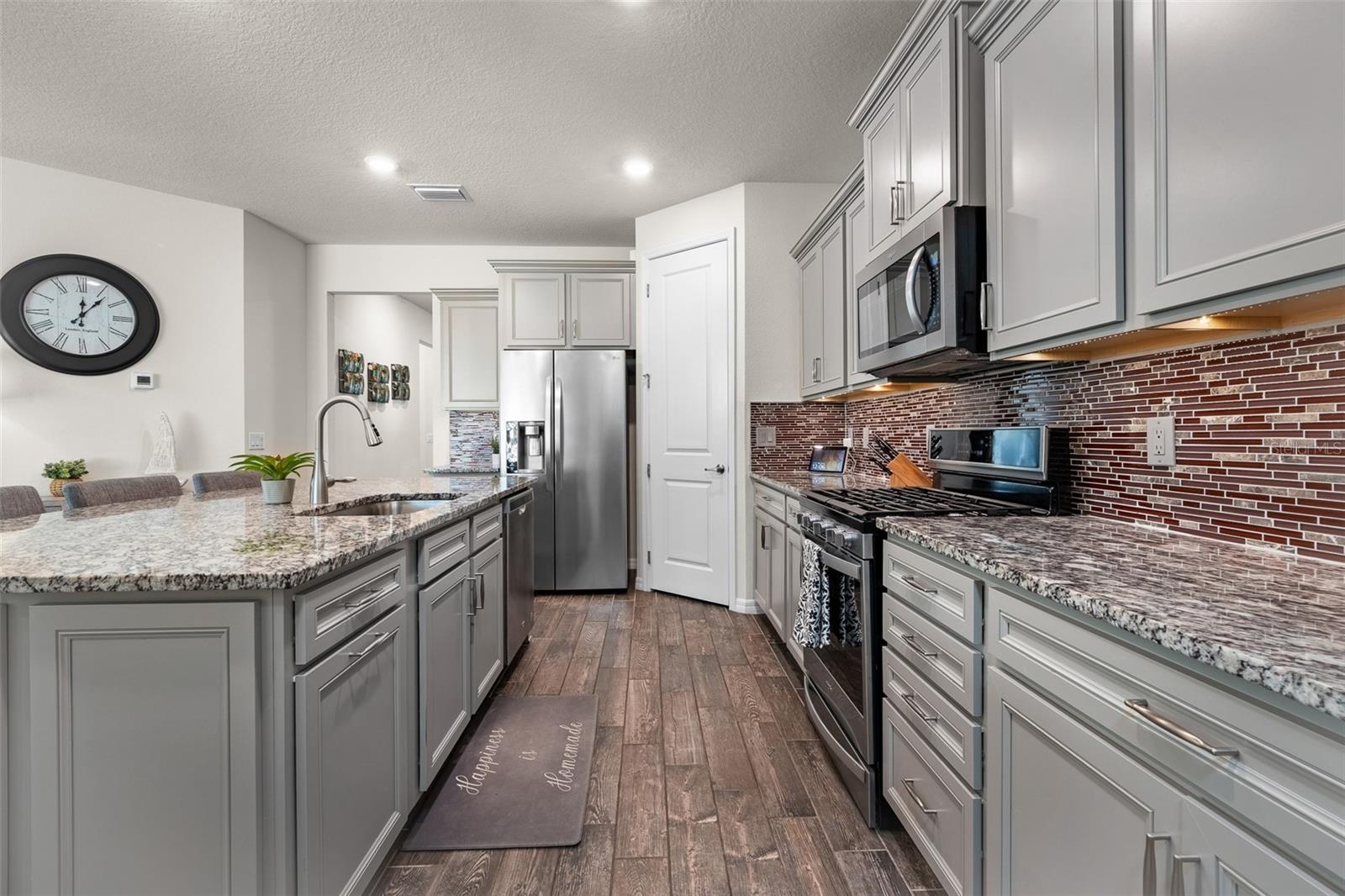 Image 10 of 43 For 2825 Murray Pass