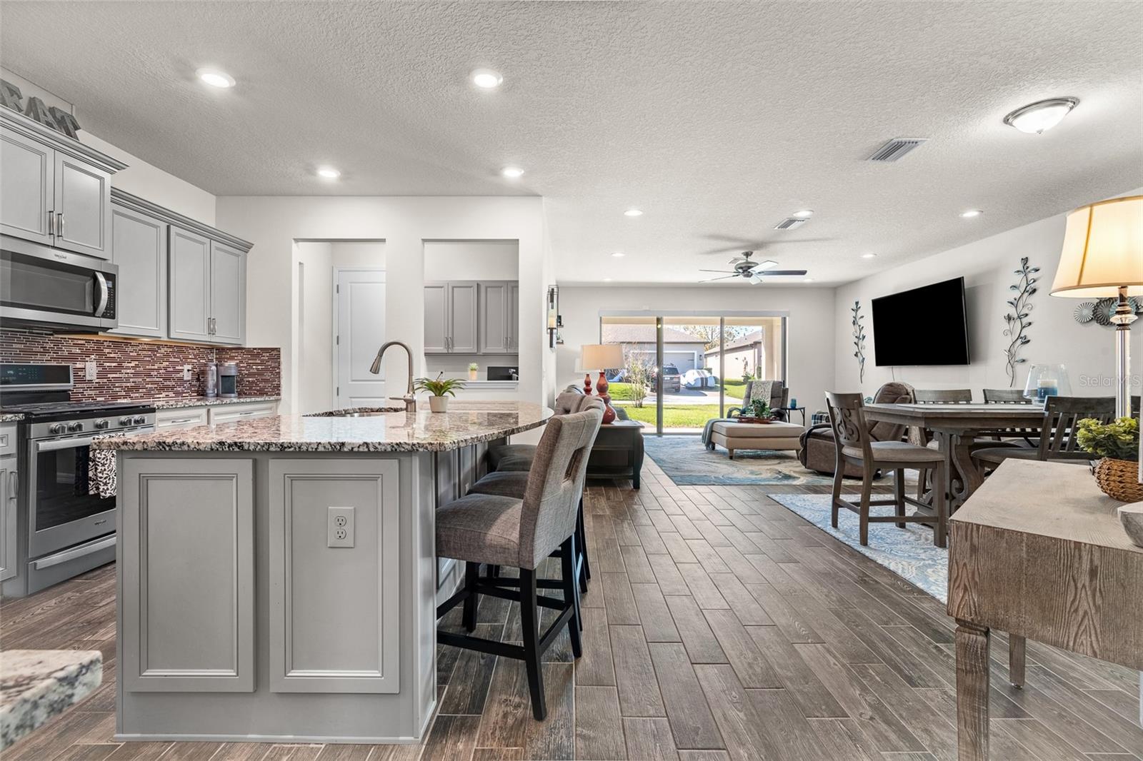 Image 11 of 43 For 2825 Murray Pass