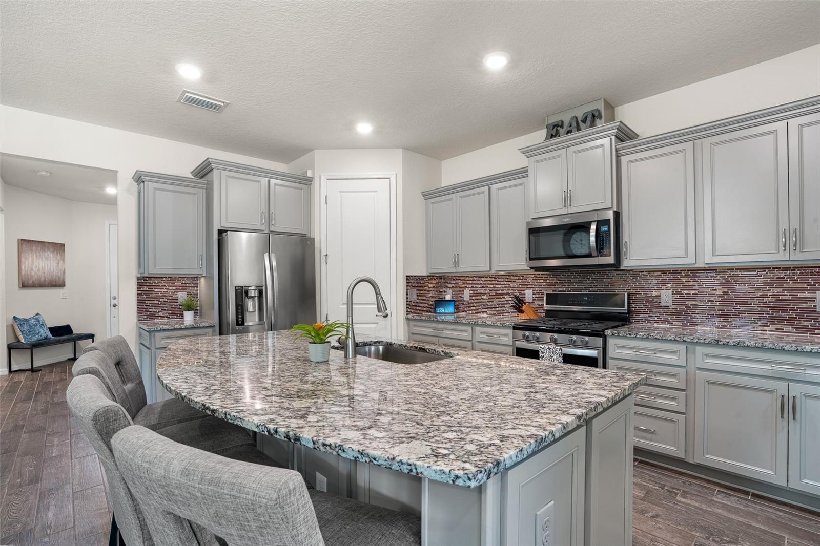 Image 7 of 43 For 2825 Murray Pass