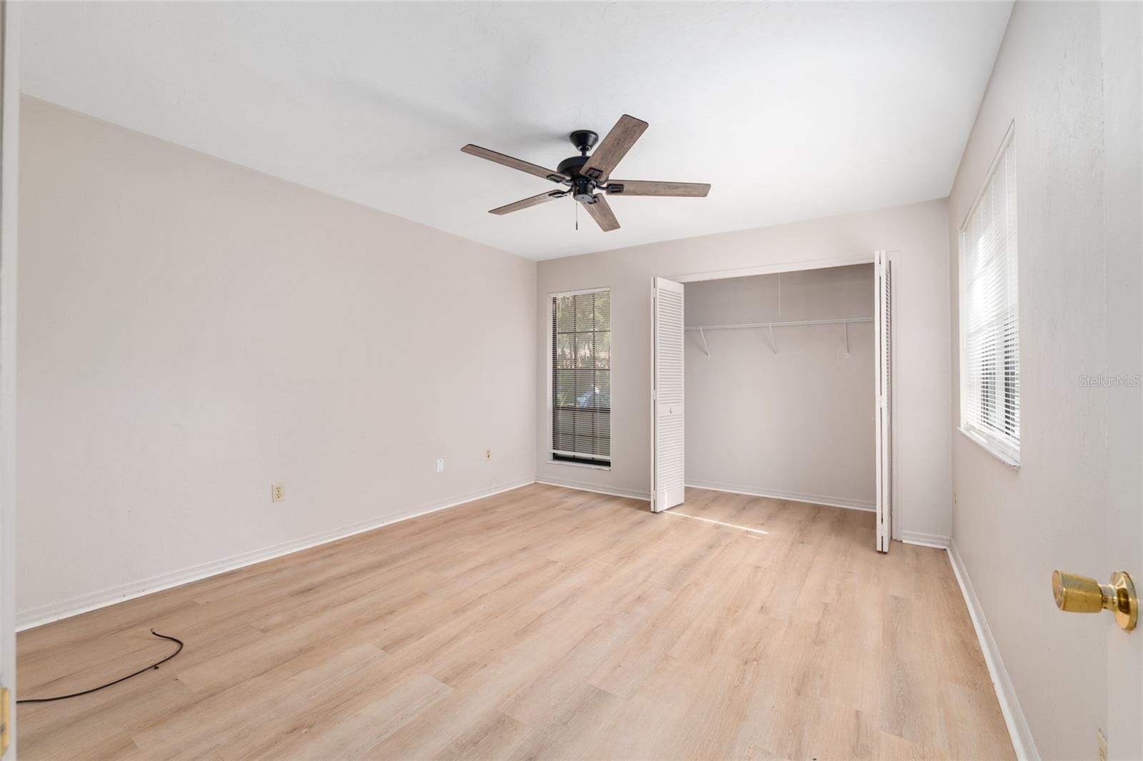 Image 17 of 34 For 900 62nd Boulevard I51