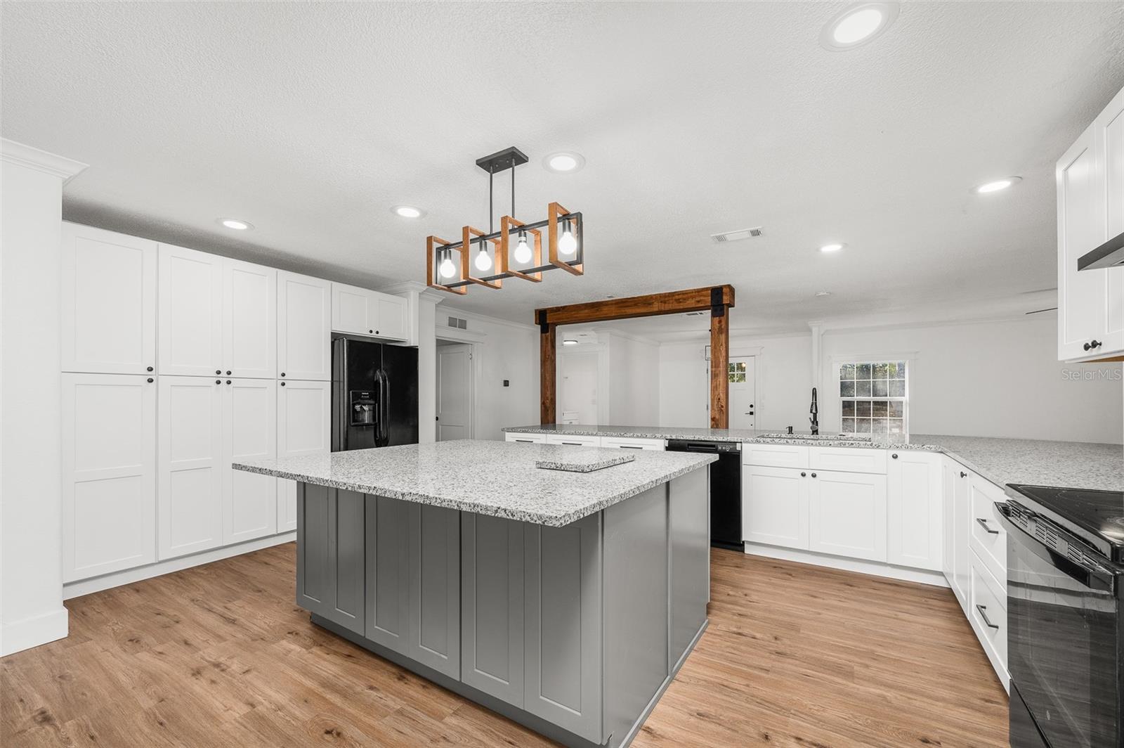 Image 16 of 55 For 13076 154th Street