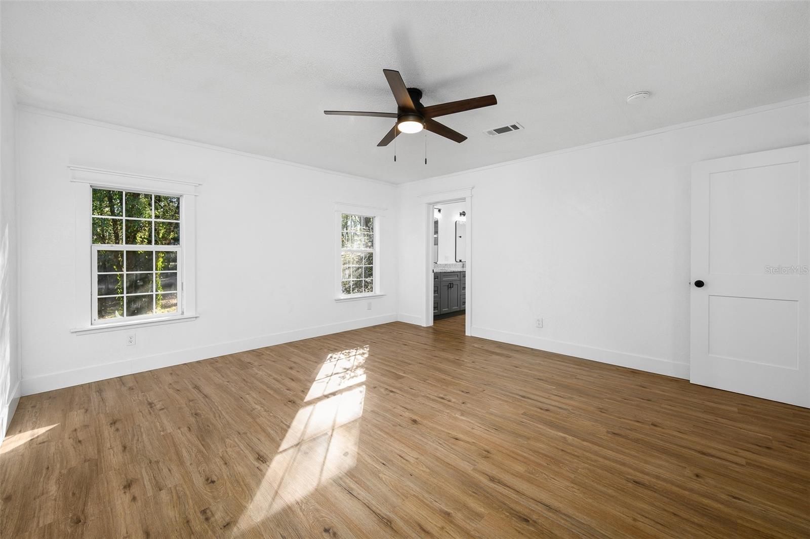 Image 24 of 55 For 13076 154th Street