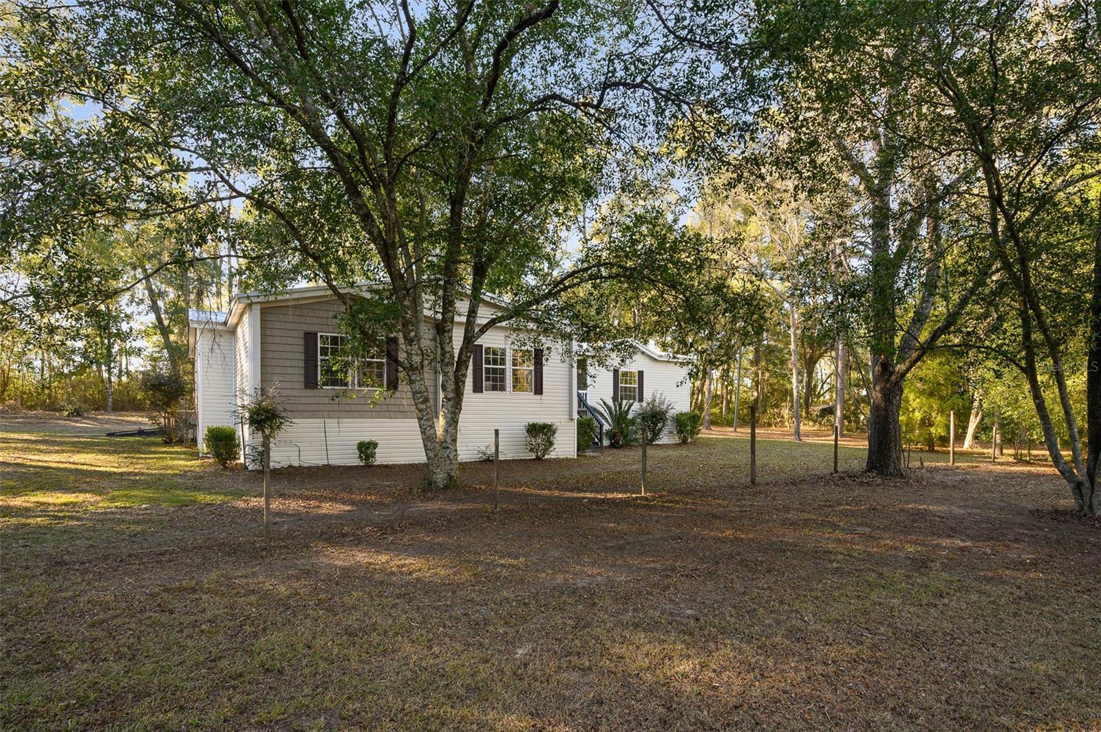 Image 3 of 55 For 13076 154th Street