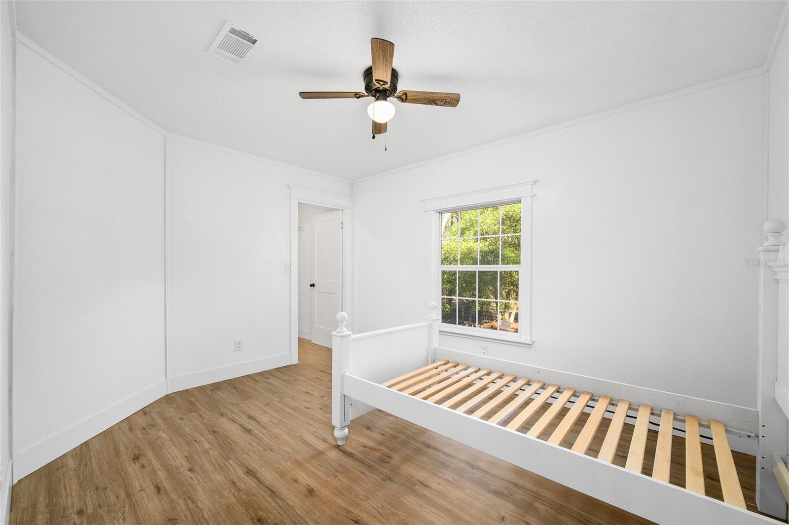 Image 31 of 55 For 13076 154th Street