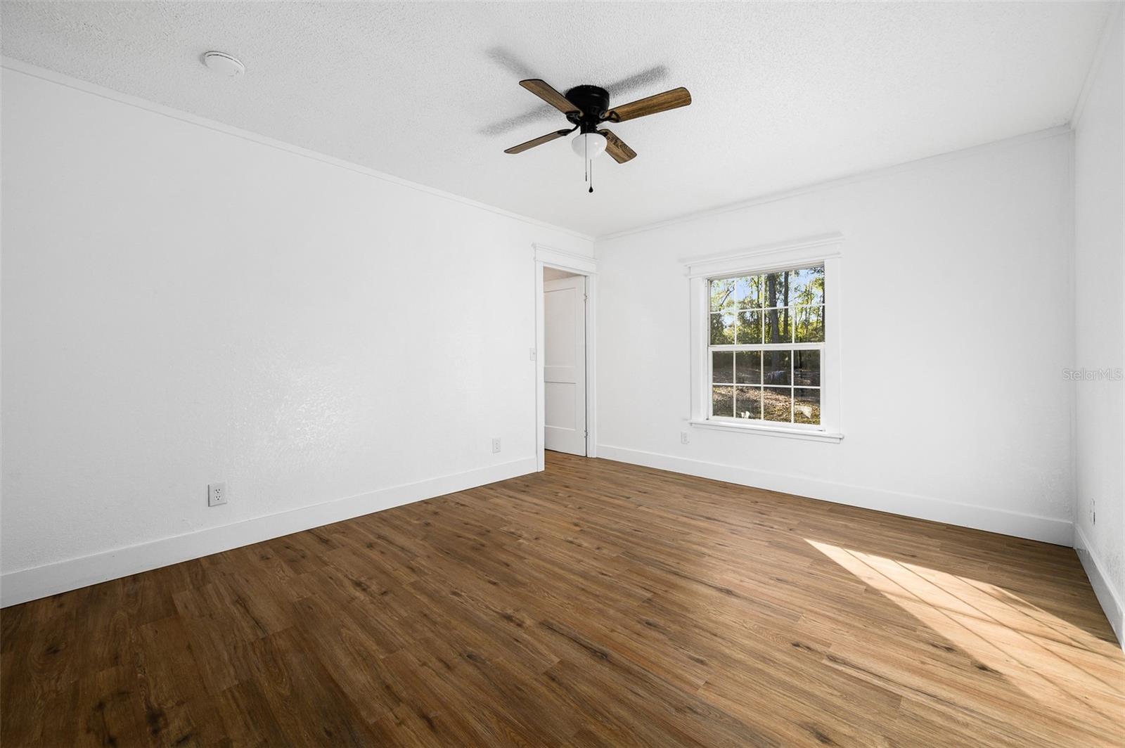 Image 34 of 55 For 13076 154th Street