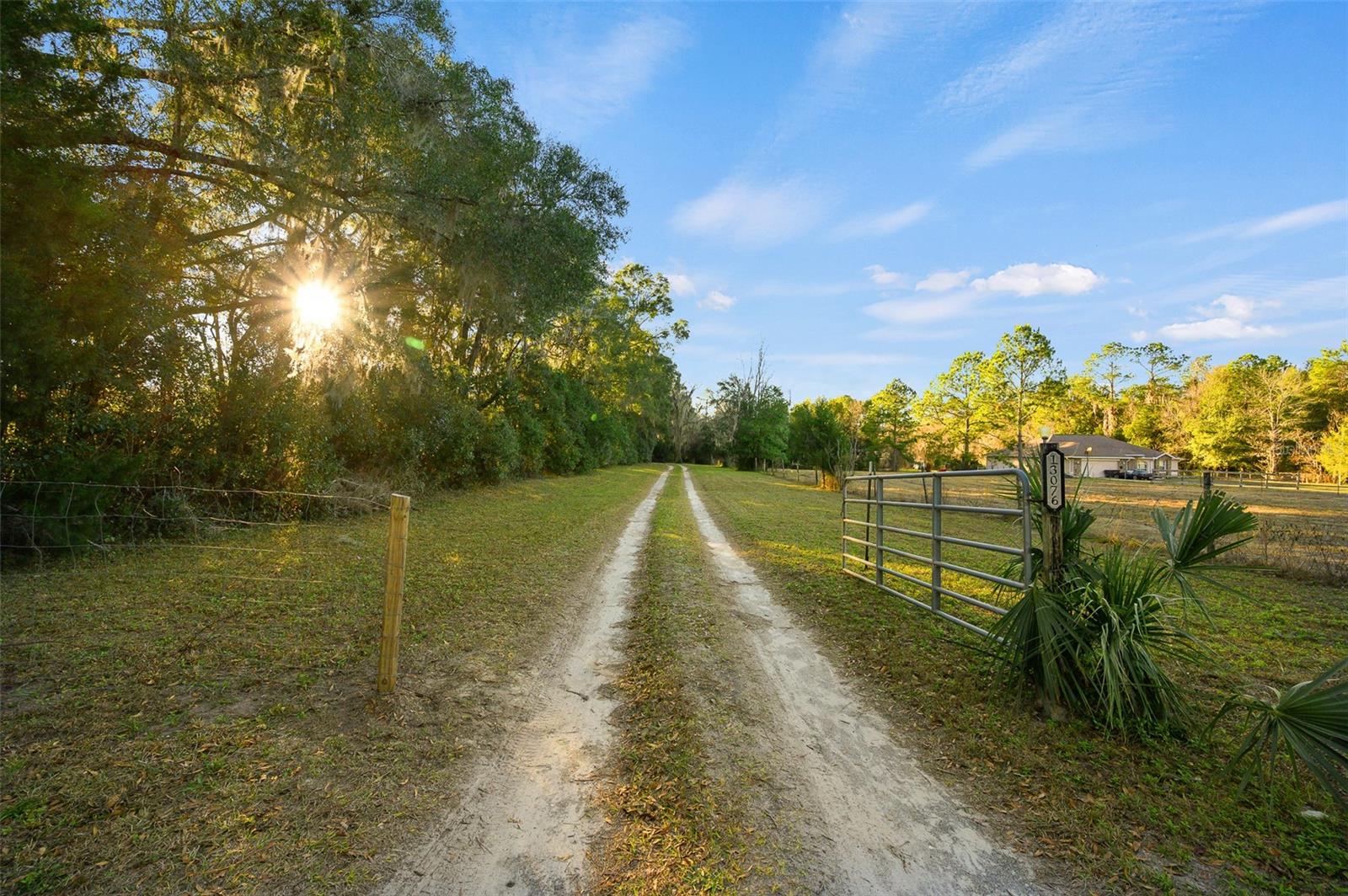 Image 46 of 55 For 13076 154th Street