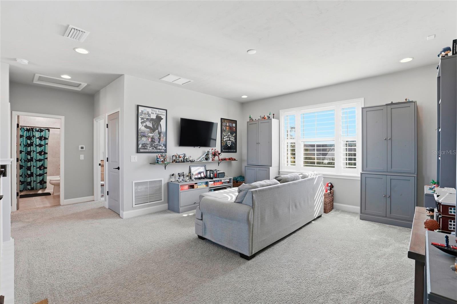 Image 25 of 52 For 11975 32nd Lane