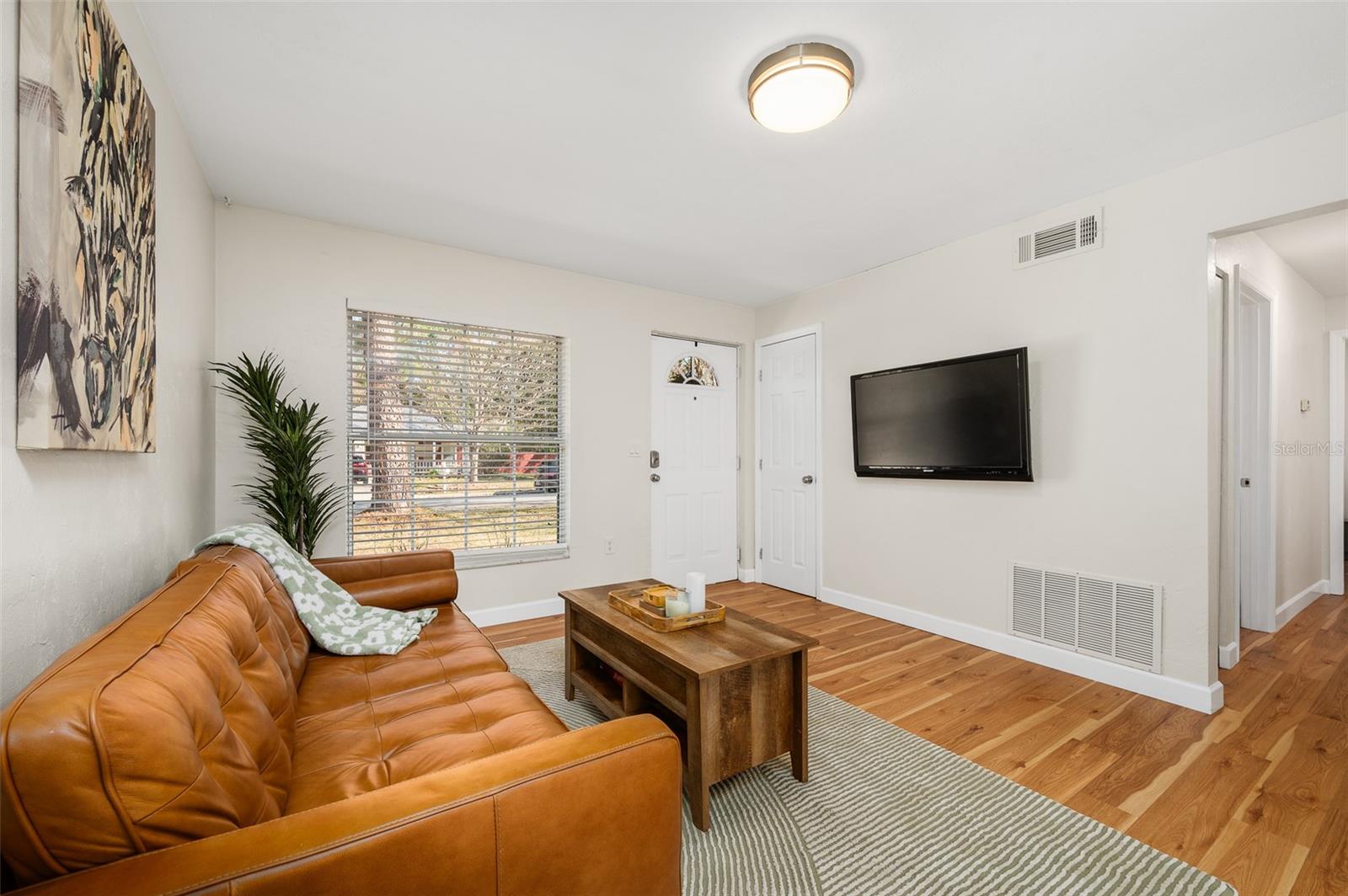 Image 9 of 32 For 6630 26th Terrace