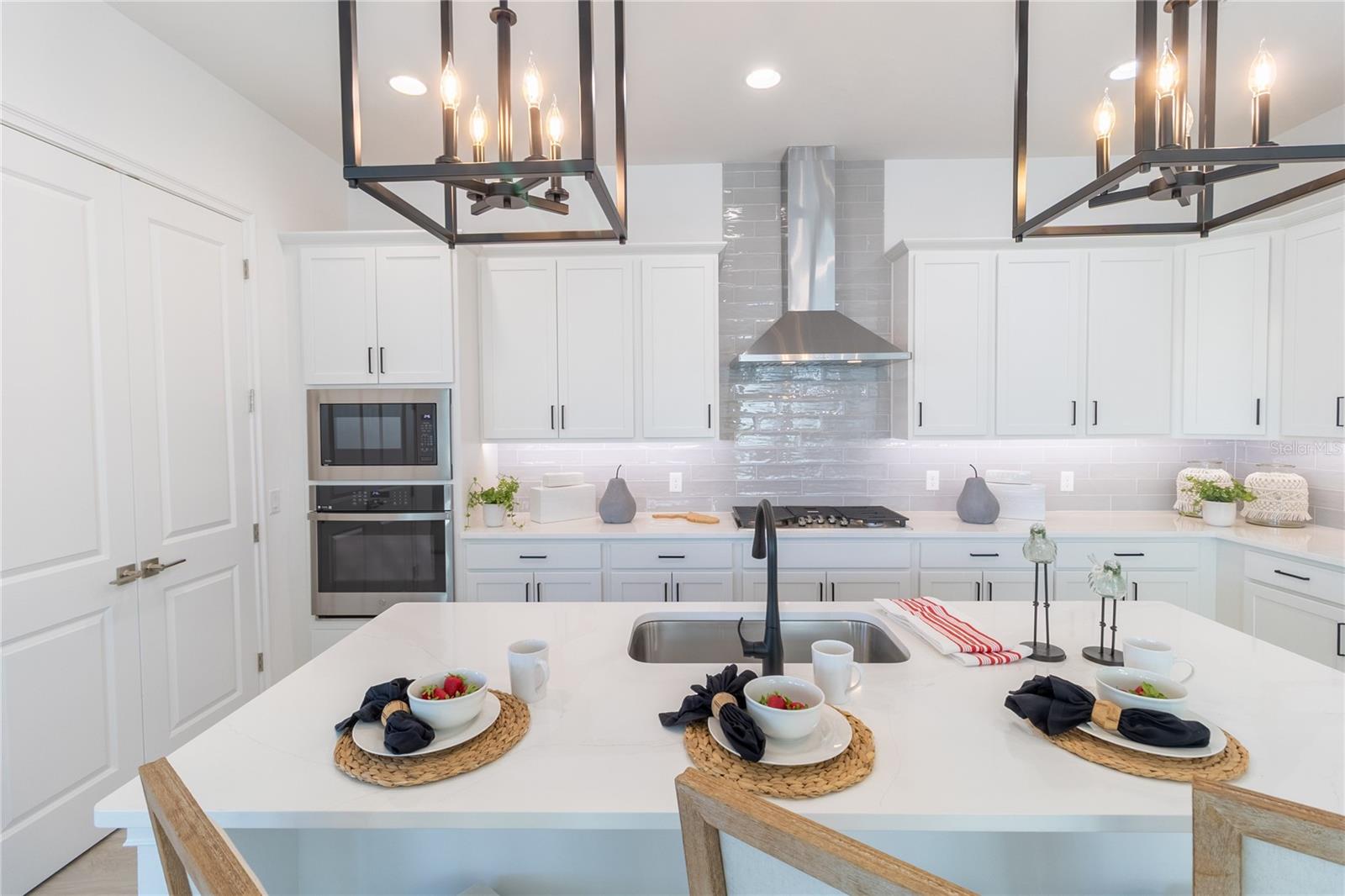 Image 2 of 23 For 12046 31 Road