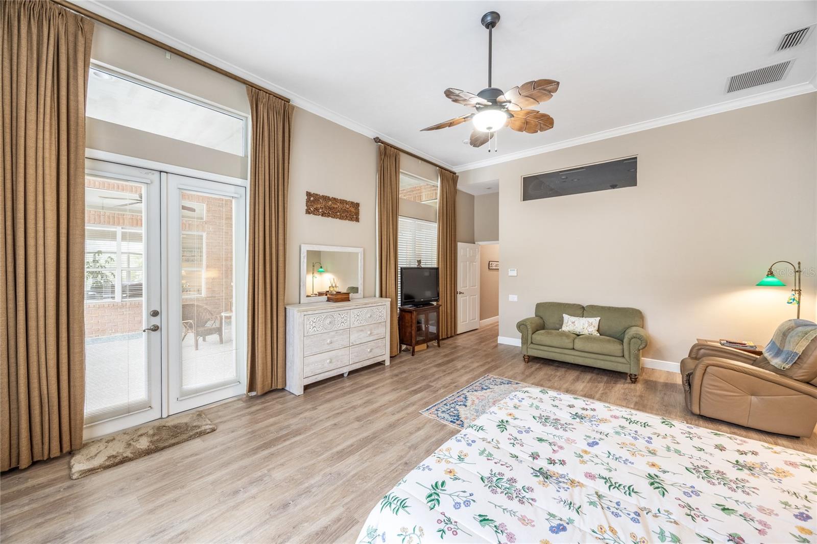 Image 27 of 52 For 5922 72nd Street