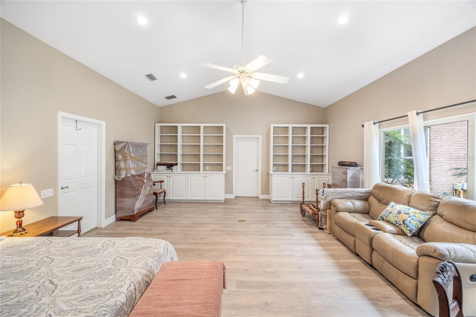 Image 46 of 52 For 5922 72nd Street