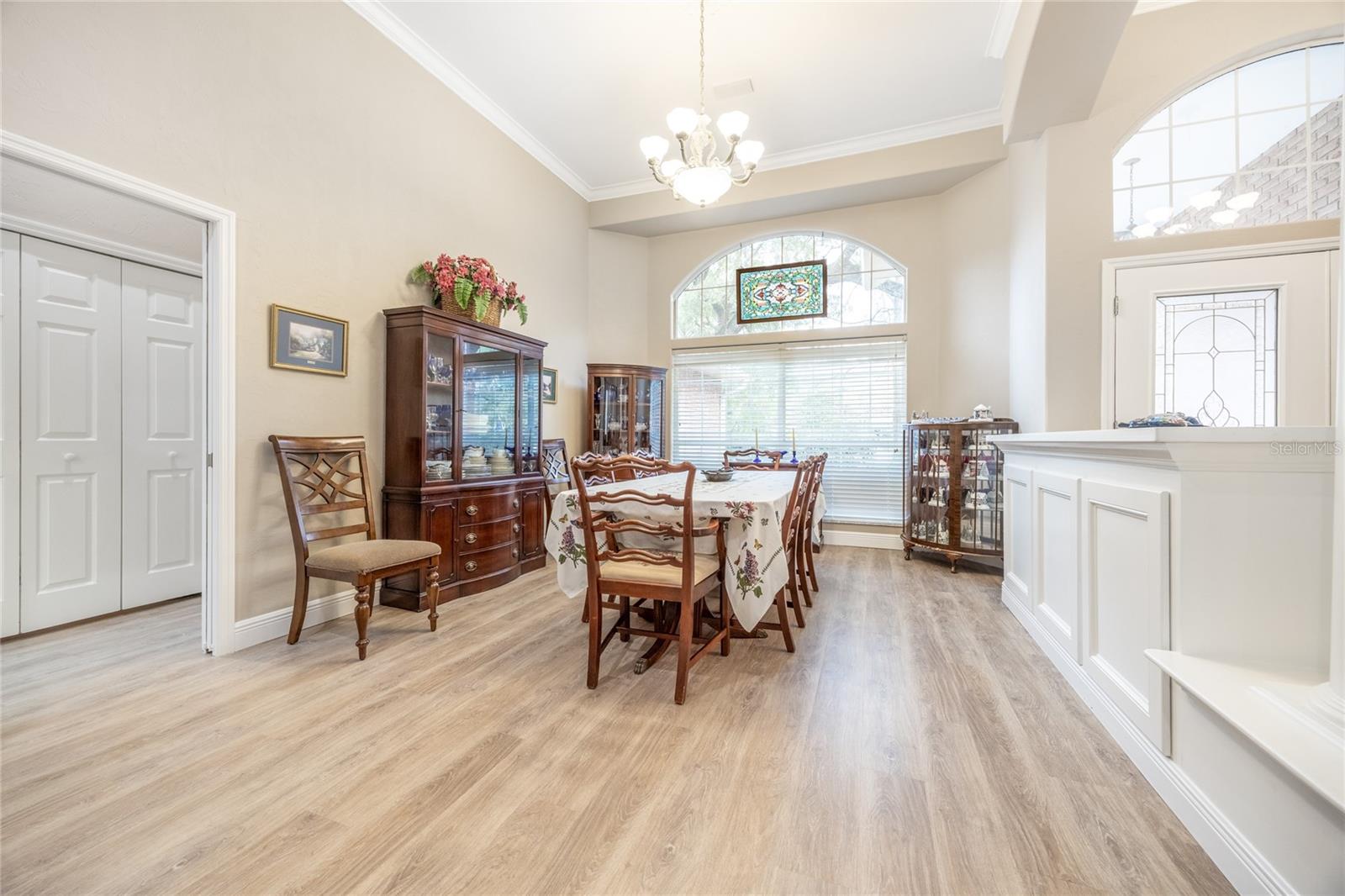 Image 8 of 52 For 5922 72nd Street